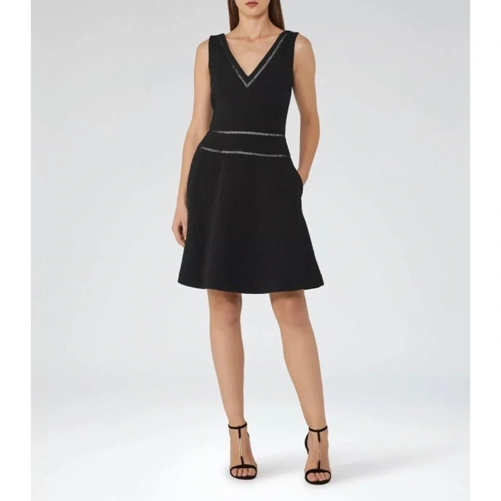 Reiss Nelly Textured A-line Sleeveless V-neck Dress Black Midi Cocktail Size 6
